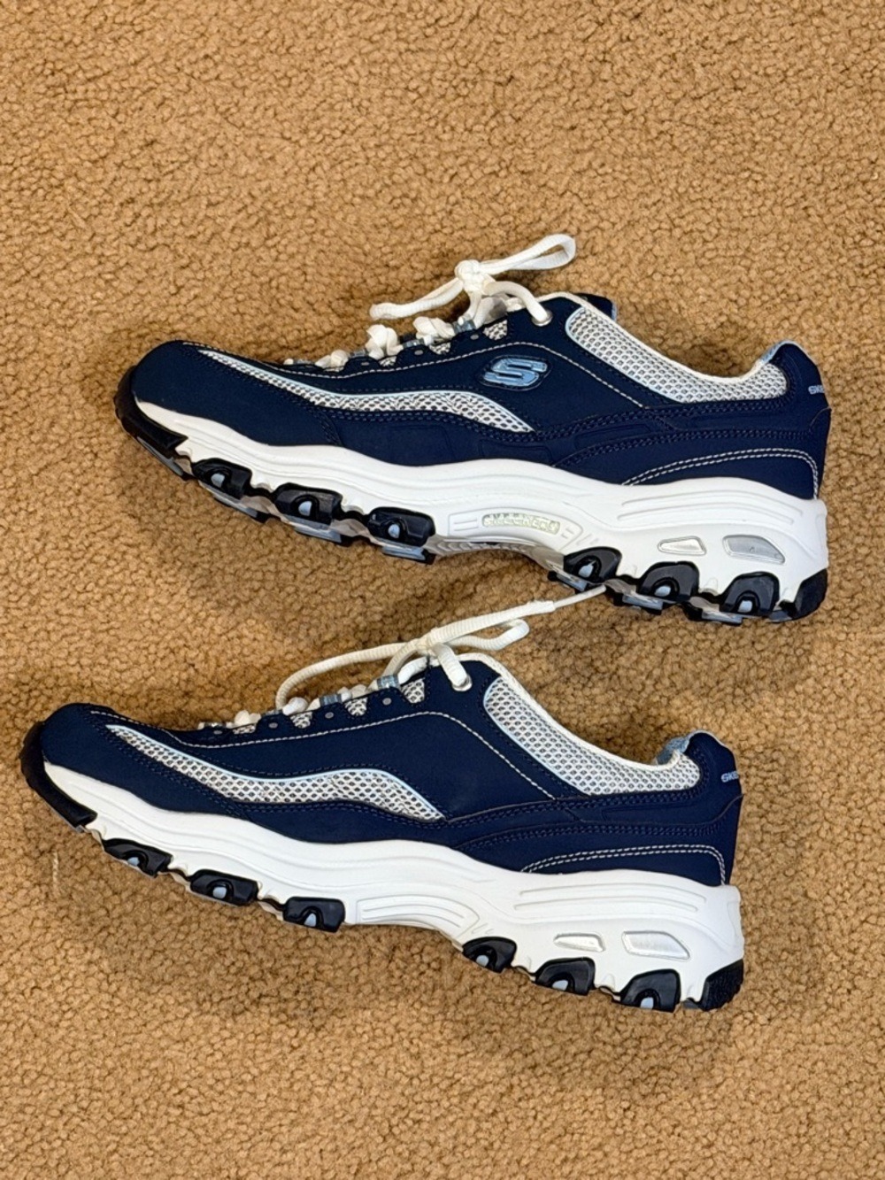 Skechers D'Lites Navy Blue White Sneakers Size 8.5 - Picture 2 of 9